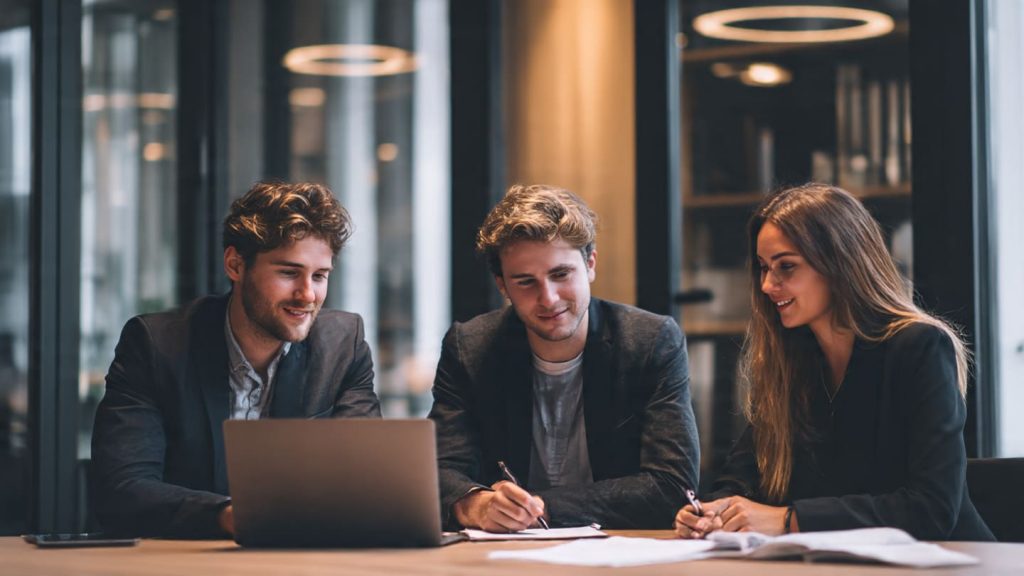 Customer journey map en despachos de abogados. Las fases clave del mapa y qué medir en cada una.